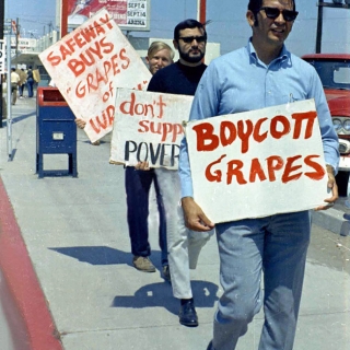 Ralph Magana & Pete Beyerly at UFW Safeway Boycott in National City CA 1968